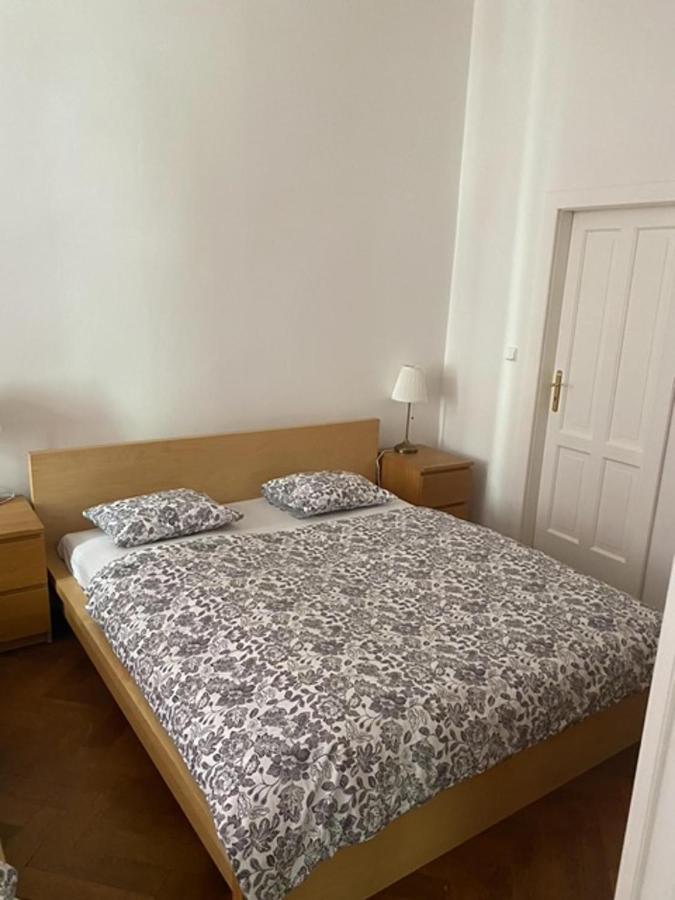 Appartement Large 3 Bedroom Family With Balcony *